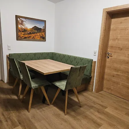 Peterlehen Lejlighed